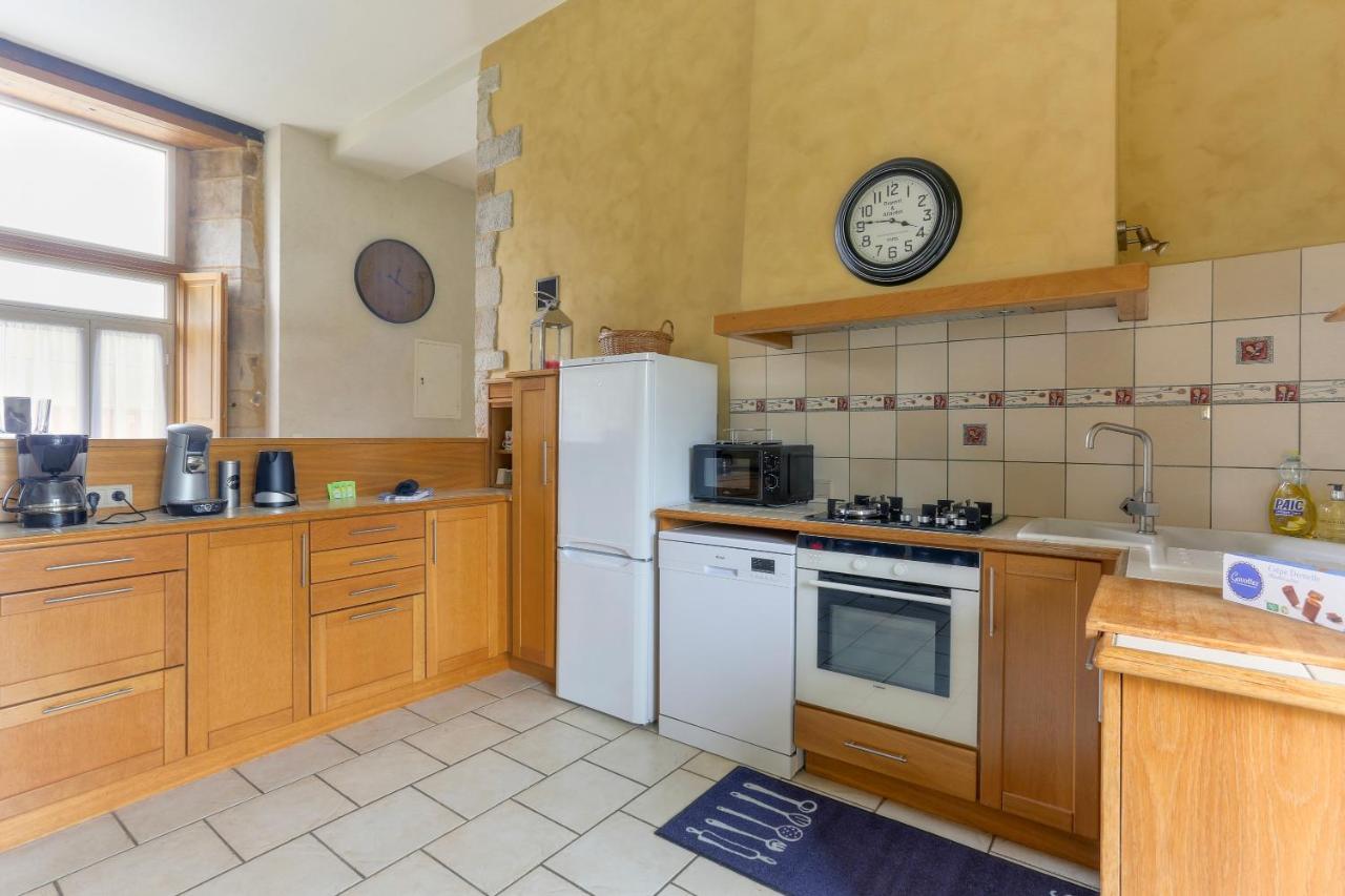 Tour Des Alleux - Maison De Maitre Pour 6 Taden Zewnętrze zdjęcie