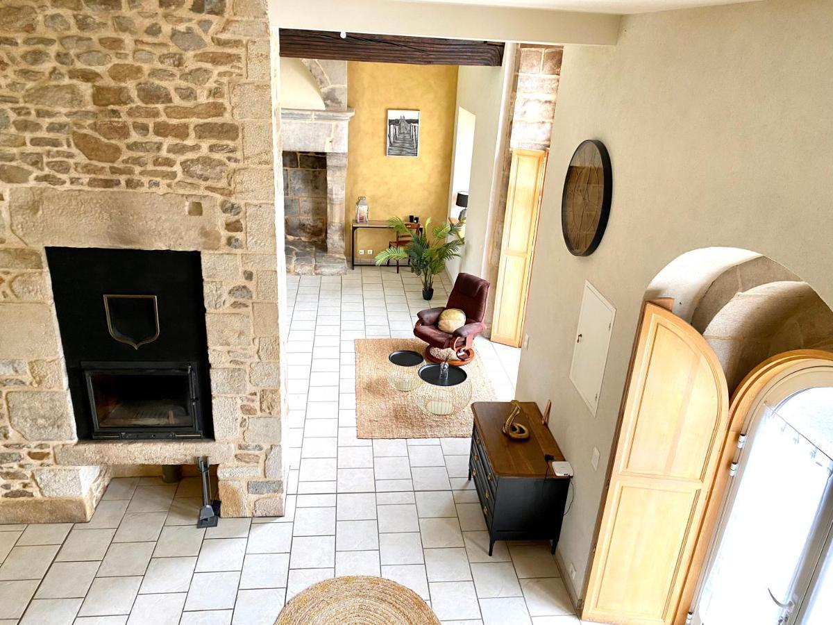 Tour Des Alleux - Maison De Maitre Pour 6 Taden Zewnętrze zdjęcie