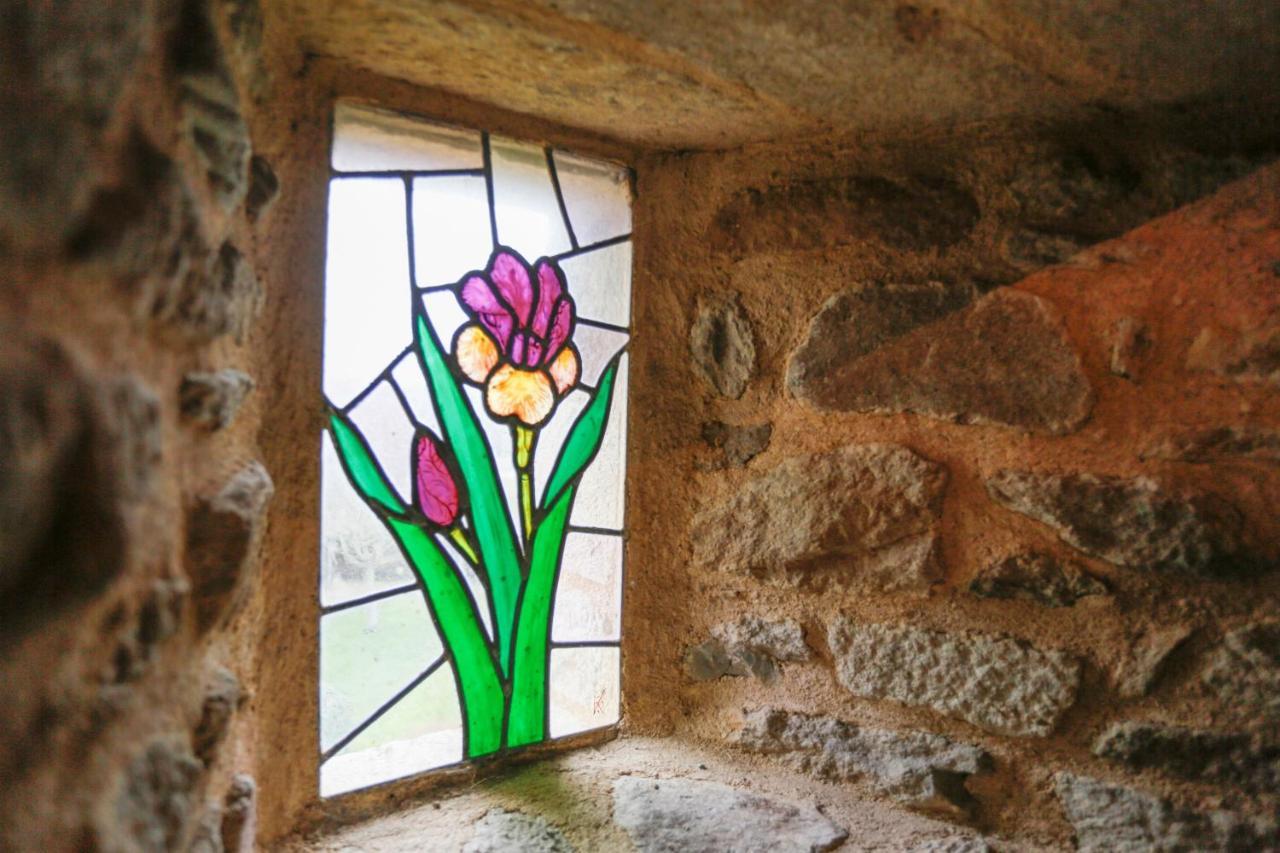 Tour Des Alleux - Maison De Maitre Pour 6 Taden Zewnętrze zdjęcie